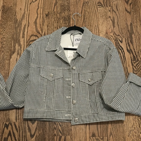 Medium Blk & Wht Jean Jacket Cropped - Picture 5 of 9